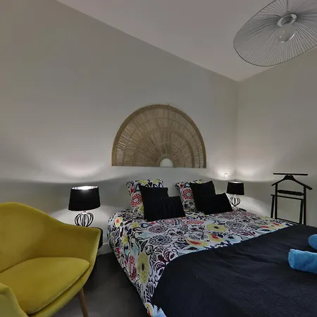 Emma , Maison Classee 3 Etoiles Au Centre De Avec Jardin Clos A Chatellerault, A 20 Mn Futuroscope&aquascope بيت للعطل