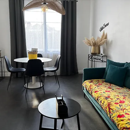 Emma , Maison Classee 3 Etoiles Au Centre De Avec Jardin Clos A Chatellerault, A 20 Mn Futuroscope&aquascope Châtellerault