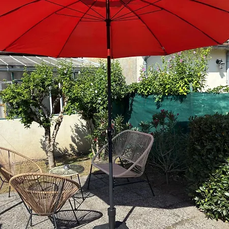 Emma , Maison Classee 3 Etoiles Au Centre De Avec Jardin Clos A Chatellerault, A 20 Mn Futuroscope&aquascope Semesterbostad Châtellerault