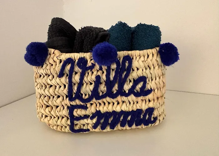 Emma , Maison Classee 3 Etoiles Au Centre De Avec Jardin Clos A Chatellerault, A 20 Mn Futuroscope&aquascope Châtellerault