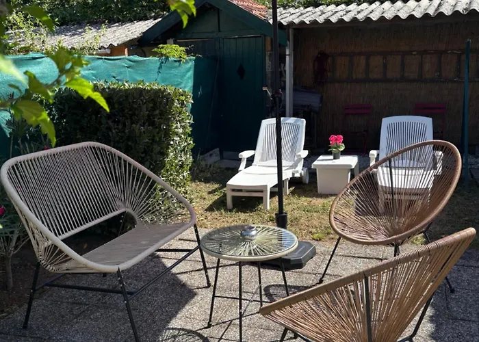 Emma , Maison Classee 3 Etoiles Au Centre De Avec Jardin Clos A Chatellerault, A 20 Mn Futuroscope&aquascope