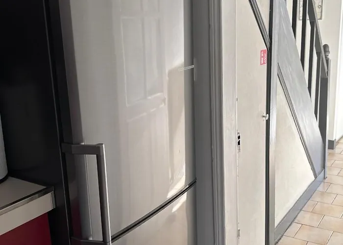 Vakantiehuis Emma , Maison Classee 3 Etoiles Au Centre De Avec Jardin Clos A Chatellerault, A 20 Mn Futuroscope&aquascope Châtellerault